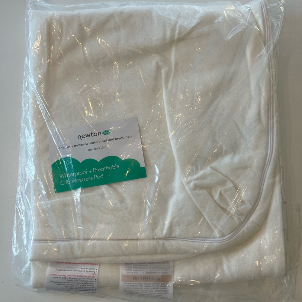 Newton Waterproof Crib Mattress Pad - NWT
